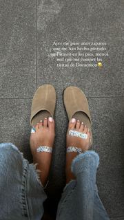Melyssa Pinto feet photo 3