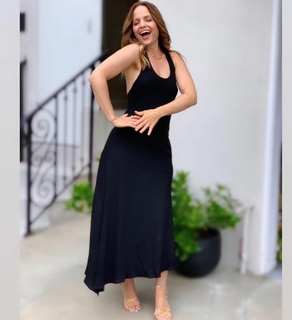 Mena Suvari feet photo thumbnail