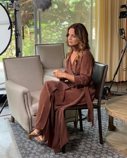 Mena Suvari feet photo 12