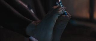 Mena Suvari feet photo 4