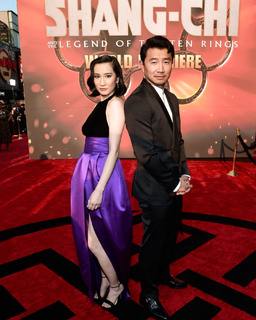 Meng'er Zhang feet photo 8
