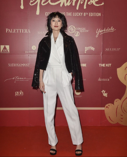 Meng'er Zhang feet photo 1