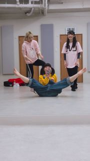 Menma Yawaragi feet photo thumbnail