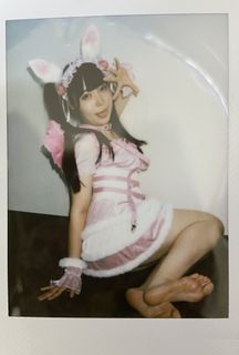 Menma Yawaragi feet photo thumbnail