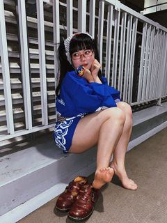 Menma Yawaragi feet photo thumbnail