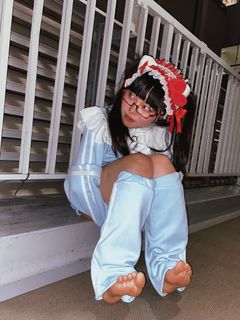 Menma Yawaragi feet photo thumbnail