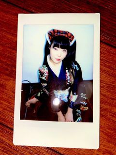 Menma Yawaragi feet photo thumbnail