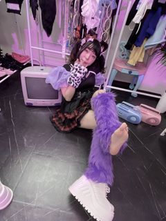 Menma Yawaragi feet photo thumbnail