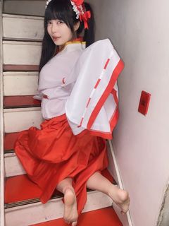 Menma Yawaragi feet photo 10