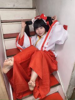 Menma Yawaragi feet photo 5