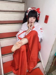 Menma Yawaragi feet photo 4
