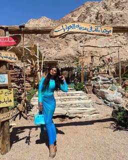 Menna Arafa feet photo thumbnail