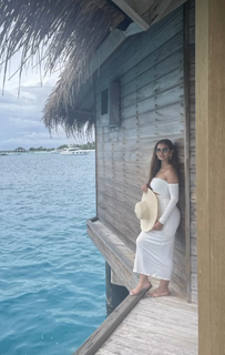 Menna Arafa feet photo thumbnail