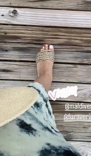 Menna Arafa feet photo thumbnail