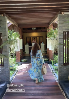 Menna Arafa feet photo thumbnail