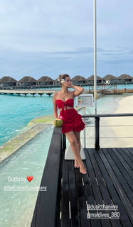 Menna Arafa feet photo thumbnail