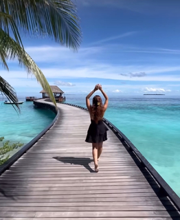 Menna Arafa feet photo thumbnail