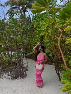 Menna Arafa feet photo thumbnail