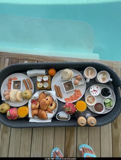 Menna Arafa feet photo thumbnail