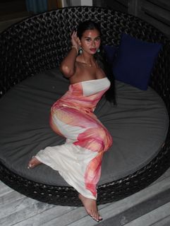 Menna Arafa feet photo thumbnail