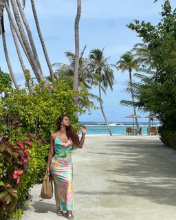 Menna Arafa feet photo thumbnail