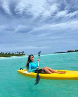 Menna Arafa feet photo thumbnail