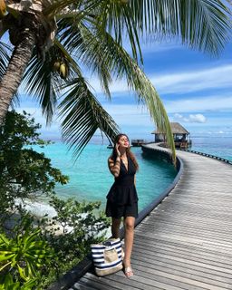 Menna Arafa feet photo thumbnail