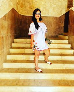 Menna Fadaly feet photo thumbnail