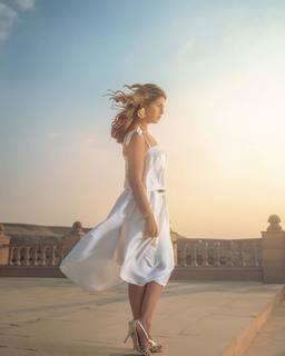 Menna Fadaly feet photo thumbnail