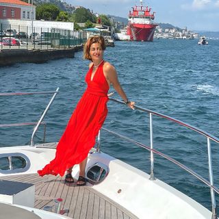 Menna Fadaly feet photo thumbnail
