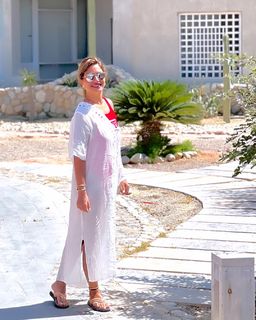 Menna Fadaly feet photo thumbnail