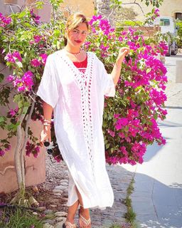 Menna Fadaly feet photo thumbnail