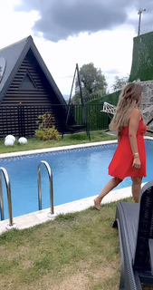 Menna Fadaly feet photo thumbnail