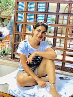 Menna Fadaly feet photo thumbnail