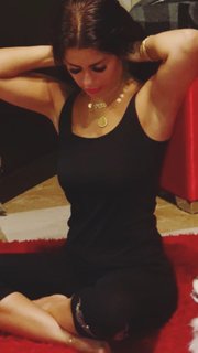 Menna Fadaly feet photo thumbnail