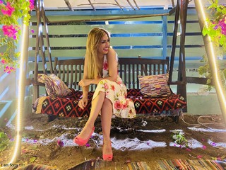 Menna Fadaly feet photo thumbnail