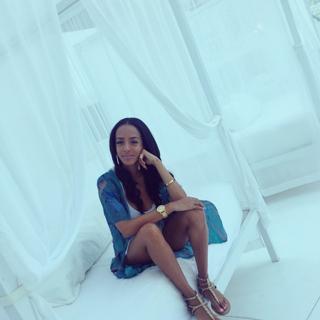 Mercedeh Allen feet photo 17