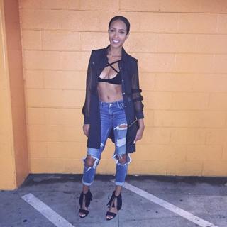 Mercedeh Allen feet photo 7