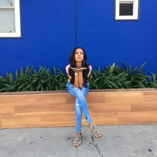 Mercedeh Allen feet photo 4