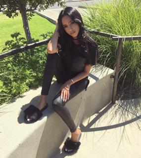 Mercedeh Allen feet photo 9
