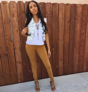Mercedeh Allen feet photo 16