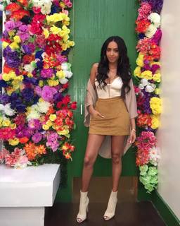 Mercedeh Allen feet photo 10