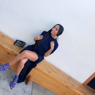 Mercedeh Allen feet photo 3