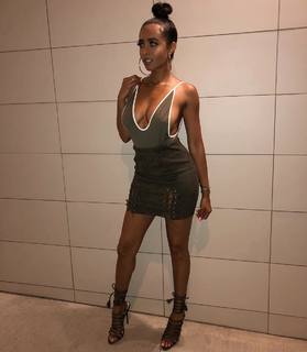 Mercedeh Allen feet photo 7