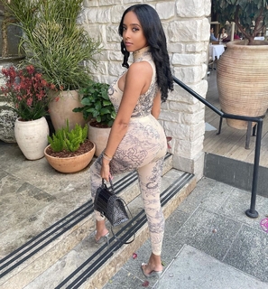 Mercedeh Allen feet photo 19