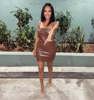 Mercedeh Allen feet photo 10