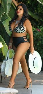 Mercedes Javid feet photo 3