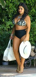 Mercedes Javid feet photo 2