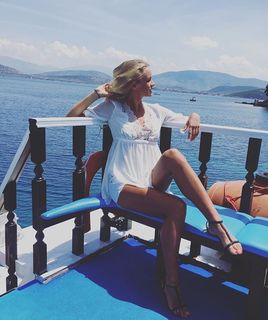 Mercedesz Henger feet photo 11
