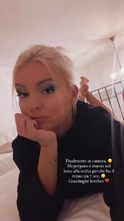 Mercedesz Henger feet photo 7